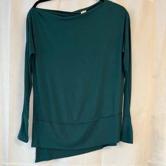 We The Free People Boat Neck Long Sleeve Luna Tunic Tee Top Green Fairycore Boho - Picture 3 of 7